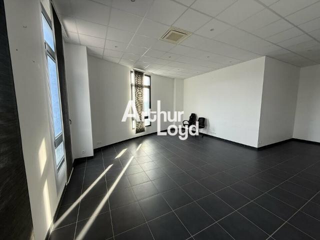 Bureau location à Arrondissement de Draguignan, Fréjus