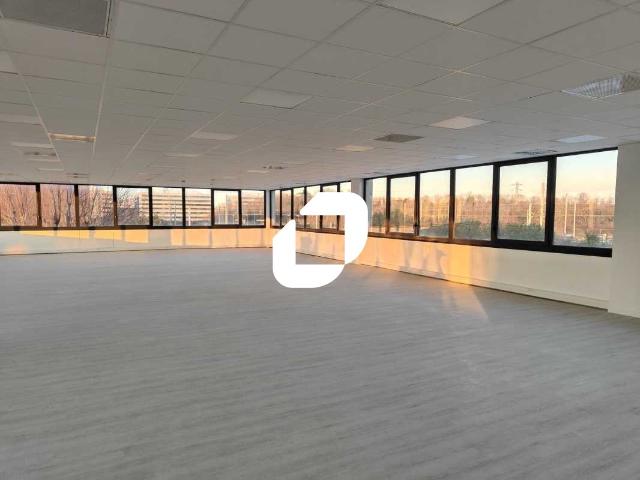 Bureau location à Gennevilliers, Le Village