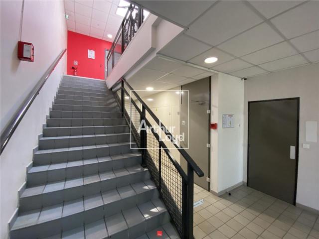 Bureau location à Grenoble, Gières
