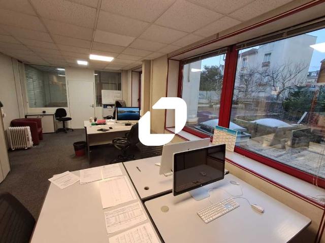 Bureau location à Nanterre, La Garenne-colombes