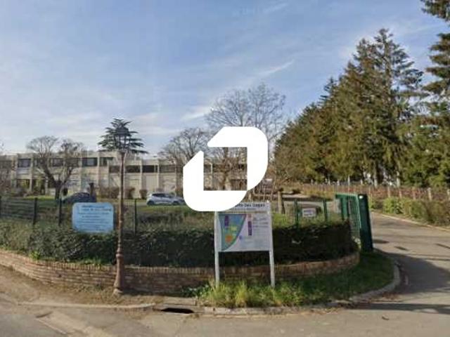 Bureau location à Zone Industrielle La Porte des Loges, Les Loges-en-Josas