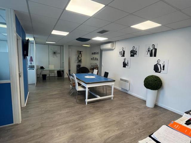 Bureau location à Bordeaux, Mérignac