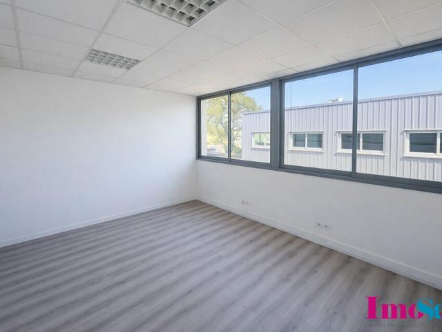 Bureau location à Bordeaux, Mérignac