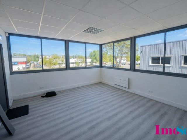 Bureau location à Bordeaux, Mérignac