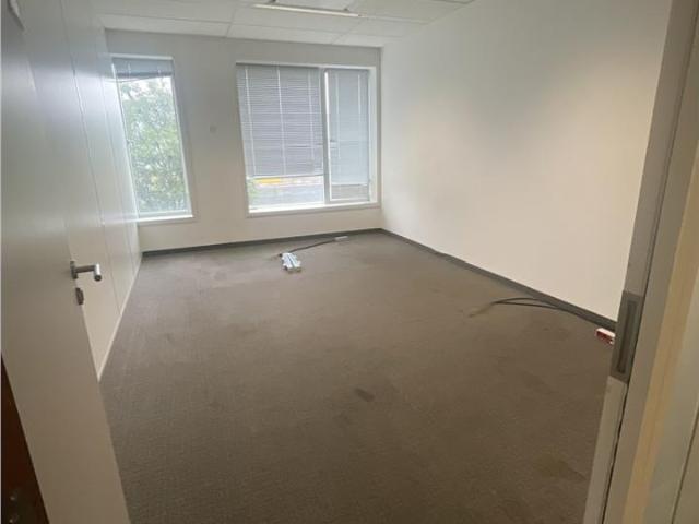 Bureau location à Quartier du Vieux-Pont - Sainte-Geneviève, Nanterre