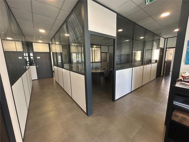 Local Commercial location à Nantes, Sainte-luce-sur-loire