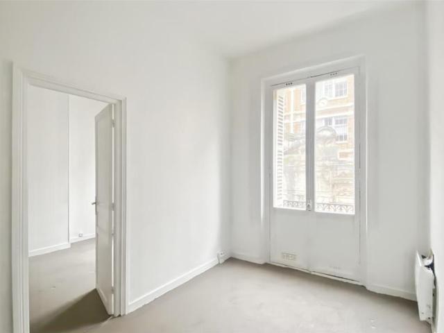 Bureau location à France métropolitaine, Martinique