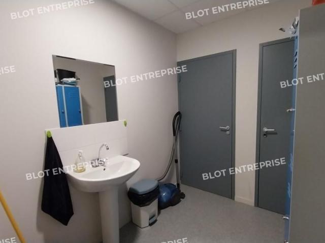 Bureau location à France métropolitaine, Saint-méloir-des-ondes