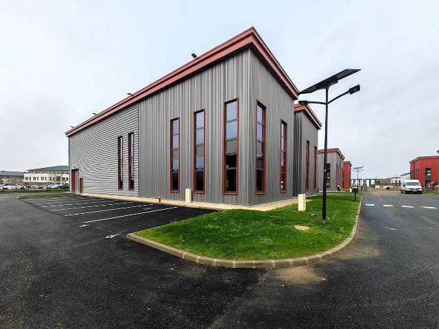 Local Commercial location à Torcy, Serris