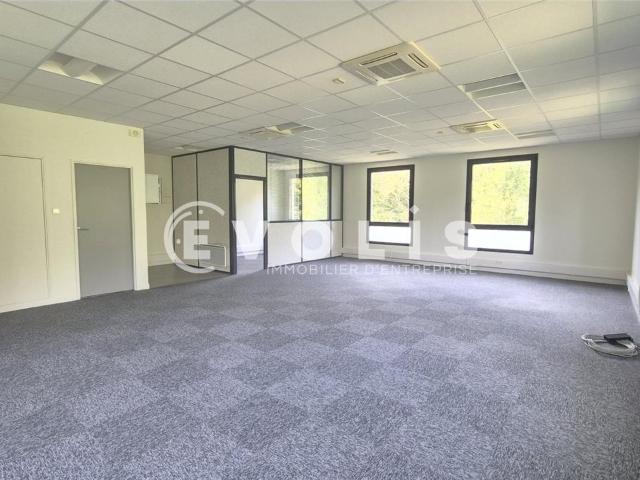 Bureau location à Torcy, Serris