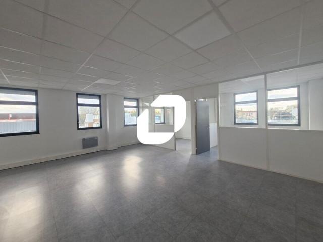 Bureau location à Torcy, Servon