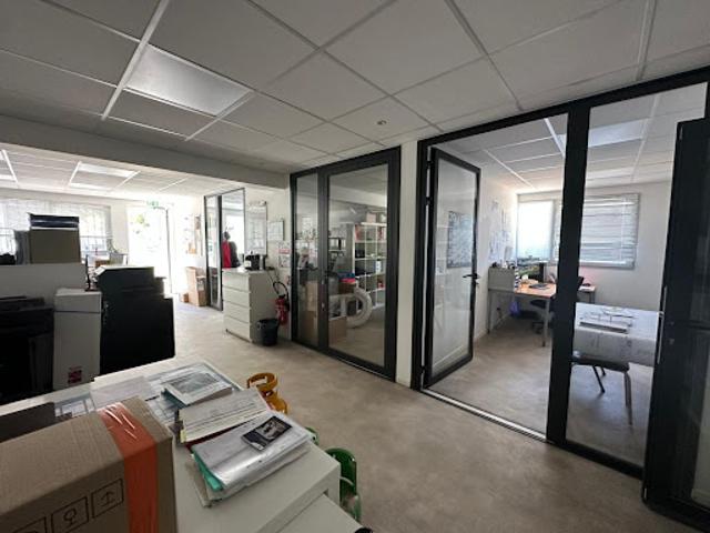 Bureau location à Arrondissement de Toulon, Le Beausset