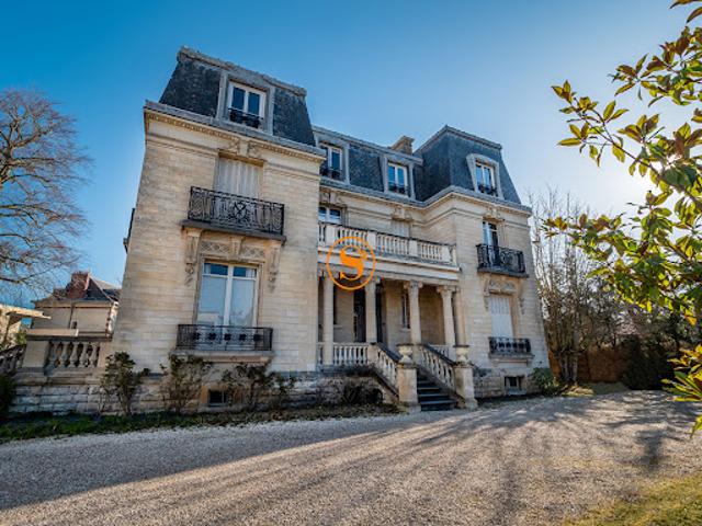 Bureau location à Senlis, Chantilly