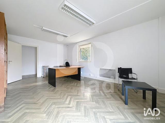 Bureau location à Melun, Vaux-le-pénil