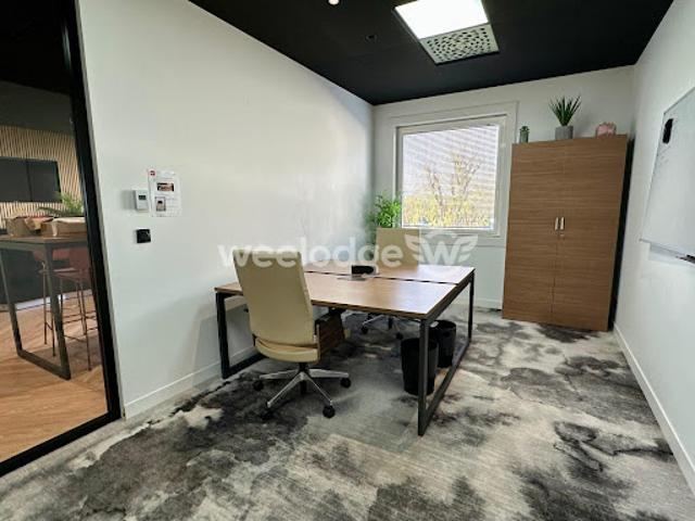 Bureau location à Les Clairières, Cergy