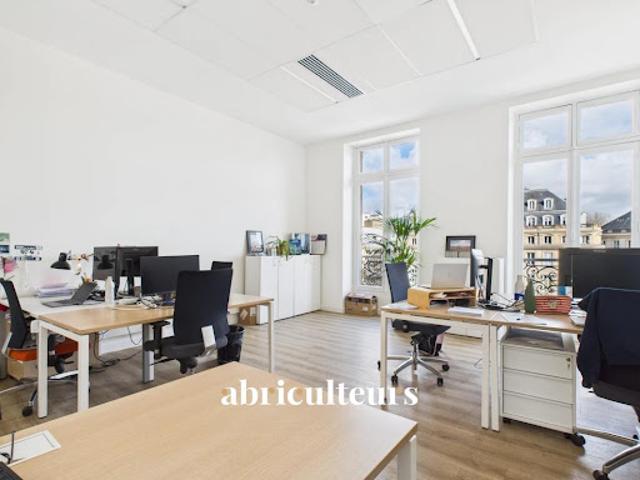 Bureau location à Bordeaux