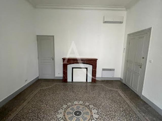 Bureau location à Nîmes