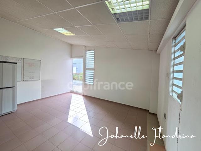 Bureau location à Guadeloupe