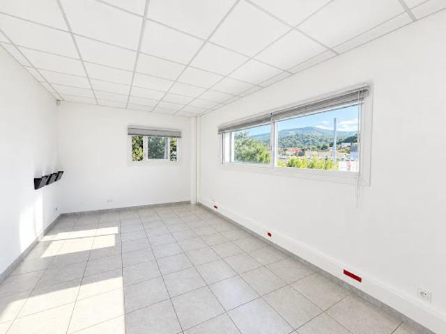 Bureau location à Bastia, Borgo