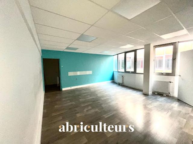 Bureau location à Plateau Nord-Est, Chartres