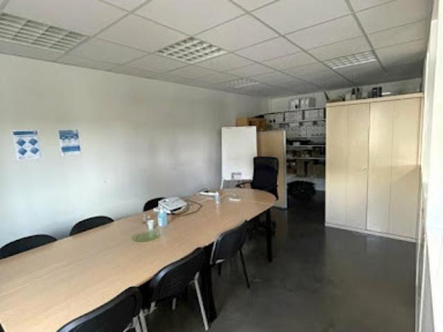 Bureau location à Estevillon, Launaguet