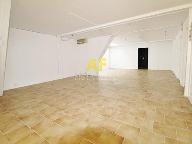 Bureau location à Arrondissement de Draguignan, Fréjus