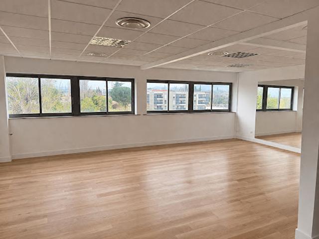 Bureau location à Arrondissement de Draguignan, Fréjus