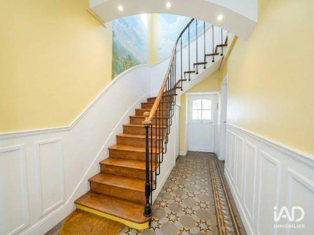 Bureau location à Lilas-Saint-Honoré, Fontainebleau