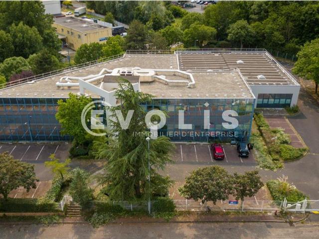 Local Commercial location à Palaiseau, Villebon-sur-yvette