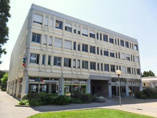 Bureau location à Zone industrielle des Milles, Aix-en-Provence