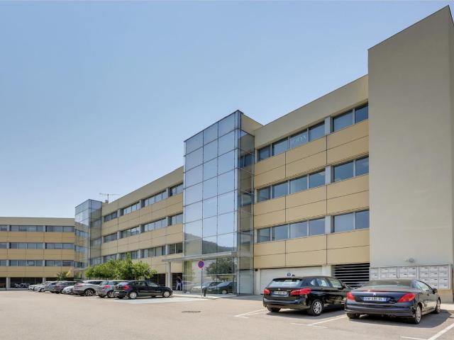 Bureau location à Zone industrielle des Paluds (ASL des Paluds), Aubagne