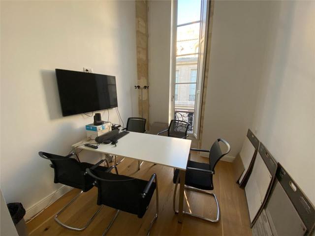 Bureau location à Bordeaux, Port de la Lune, Bordeaux