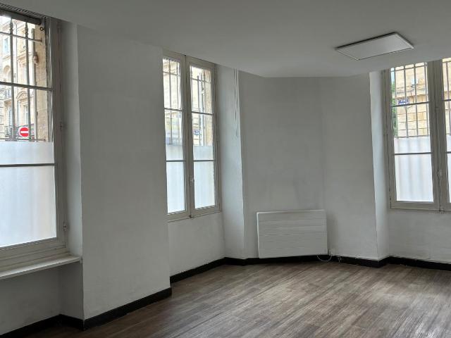 Bureau location à Bordeaux
