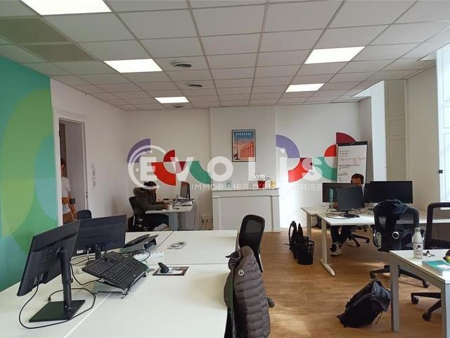 Bureau location à Bordeaux