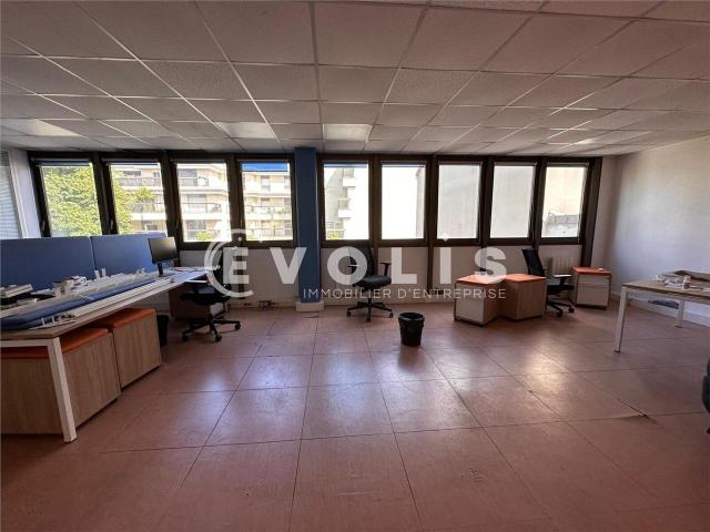 Bureau location à Antony, Bourg-la-reine