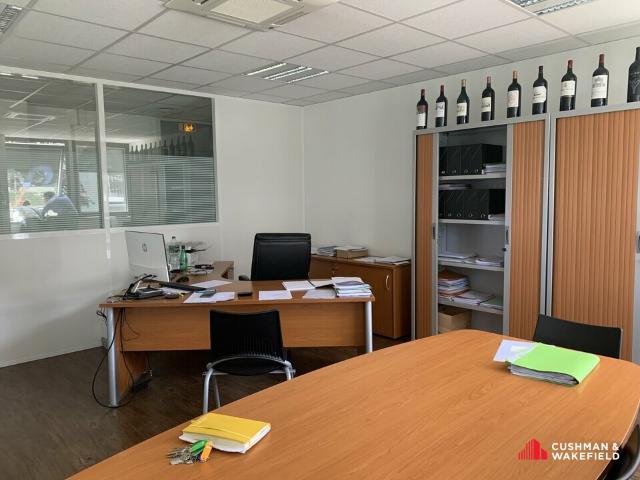 Bureau location à Bordeaux, Bruges