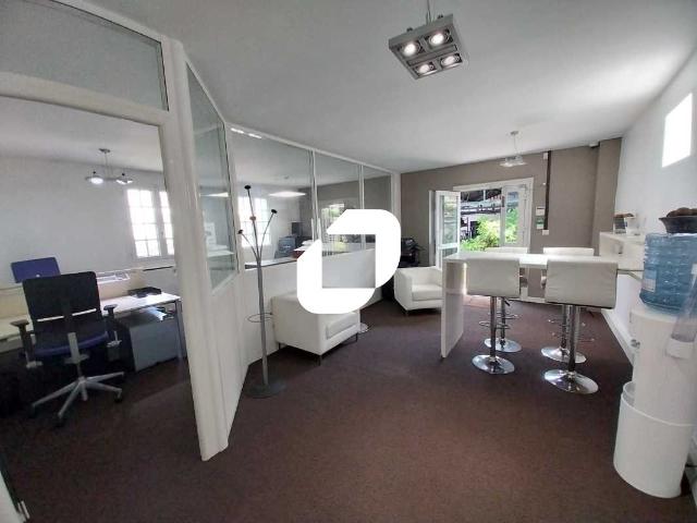 Bureau location à Pontoise, Champagne-sur-oise