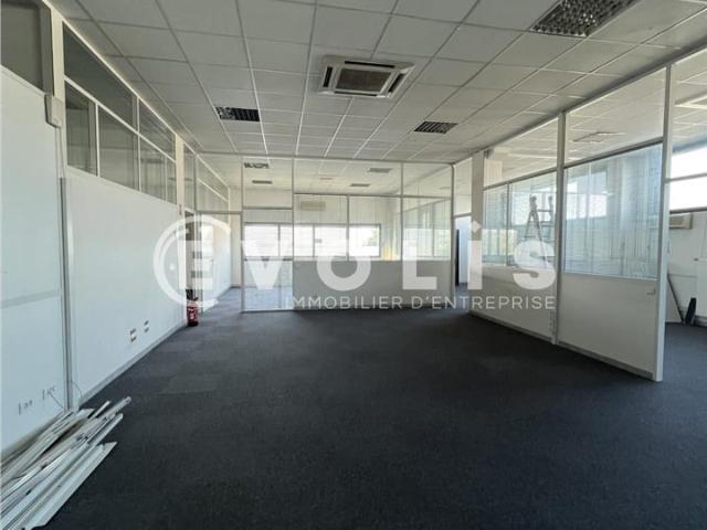 Bureau location à Les Mordacs, Champigny-sur-Marne