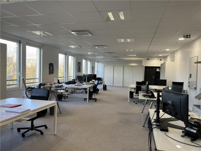 Bureau location à Torcy, Chessy