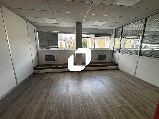Bureau location à Évry, Corbeil-essonnes
