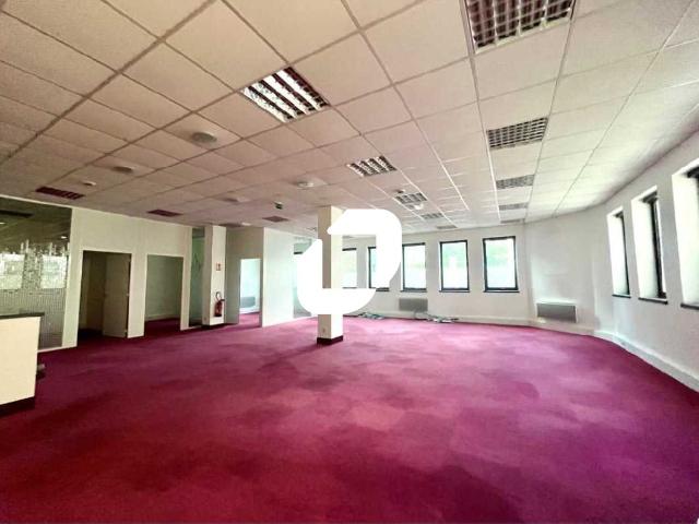 Bureau location à Nanterre, Courbevoie
