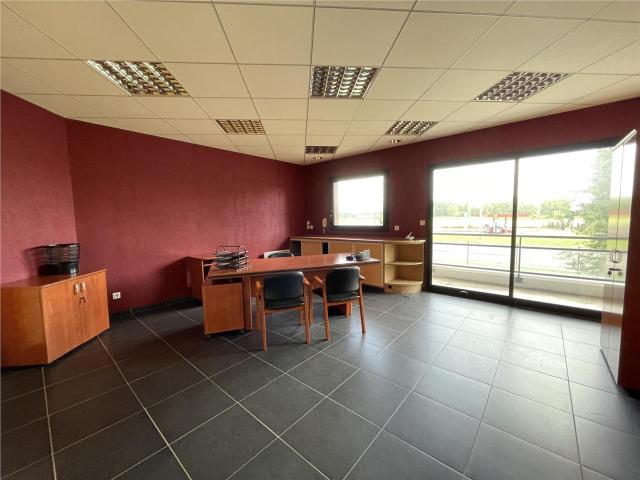 Bureau location à Lens, Courrières