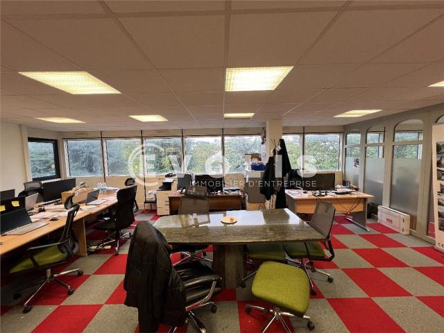 Bureau location à Créteil