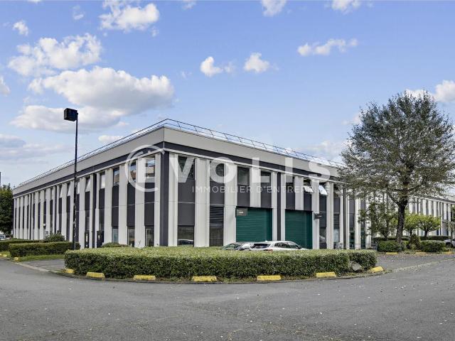 Local Commercial location à Palaiseau, Verrières-le-buisson