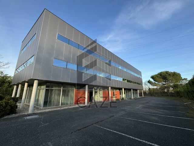 Bureau location à Bordeaux, Floirac