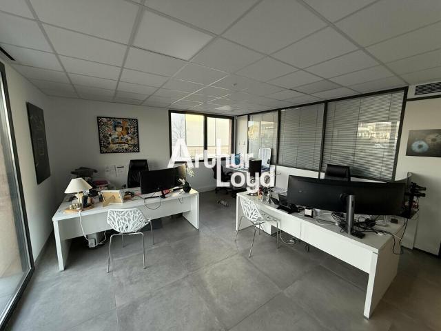 Bureau location à Arrondissement de Draguignan, Fréjus
