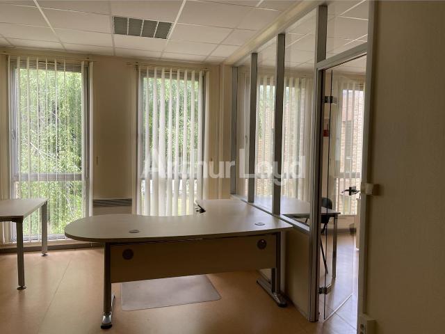 Bureau location à Saint-Jacques, Grande-Synthe