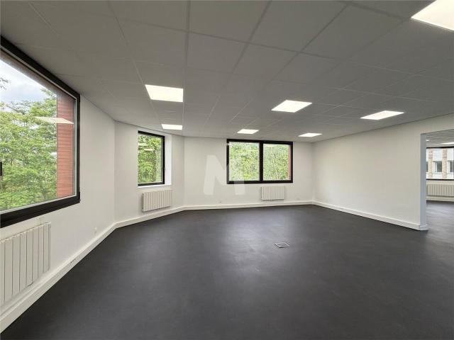Bureau location à Palaiseau, Igny