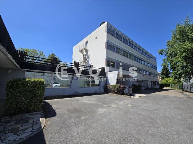 Bureau location à Palaiseau, Igny