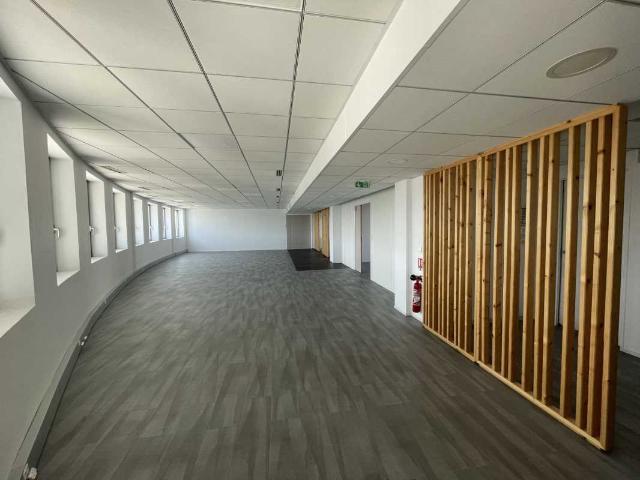 Bureau location à L'Haÿ-les-Roses, Ivry-sur-seine